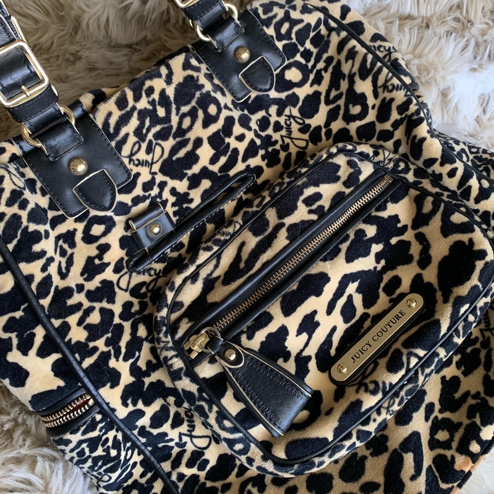 Juicy couture shoulder bag